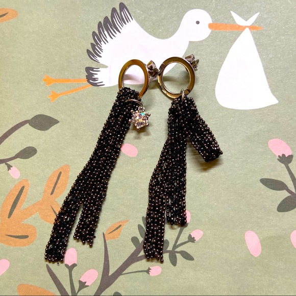 Earrings | Cool Girl | Unsymmetrical - Picture 1 of 5